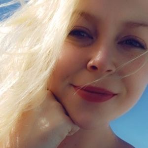 Meet your Posher, Anne